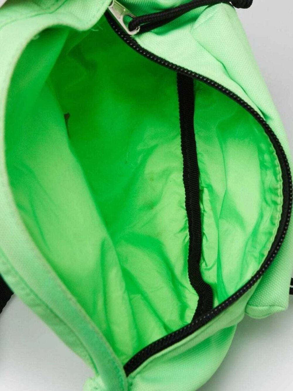 Balenciaga Verde Fluo Recycled Nylon Logo Embroidered Wheel Belt Bag - Picture 11 of 12
